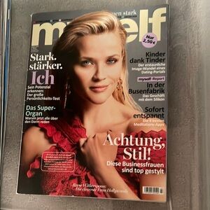 Glamour 12/15,Reese Witherspoon,Georgia May Jagger,Women of Year,December 2015